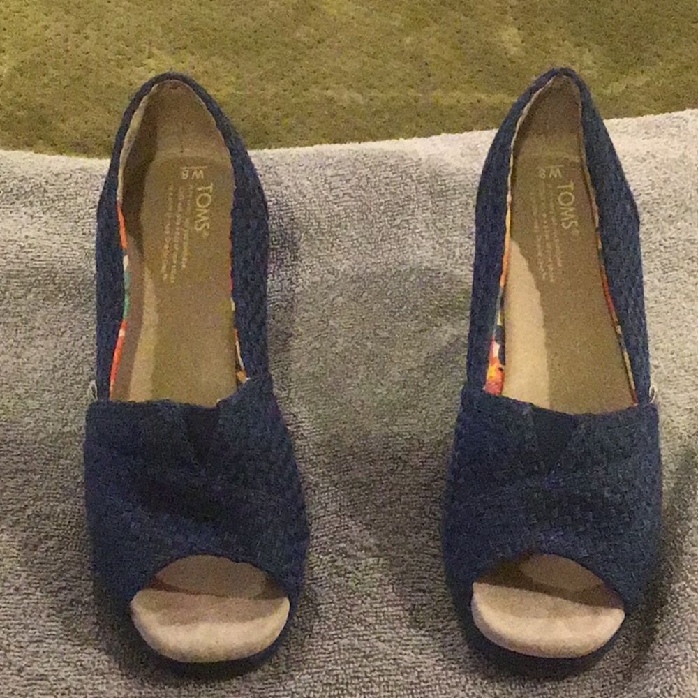 Toms Wedges